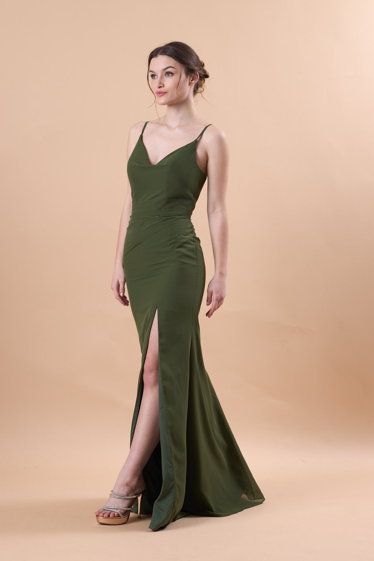 72‑Hour Dispatch Olive Green Spaghetti Strap Bridesmaid Dress, Cowl V‑Neck Mermaid Gown With High Slit