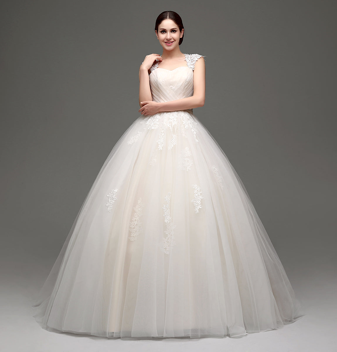 7‑Day Dispatch Sweetheart Lace Strap Ball Gown Wedding Dress Cutout Back Corset with Bow Chapel Train Bridal Gown Product Description