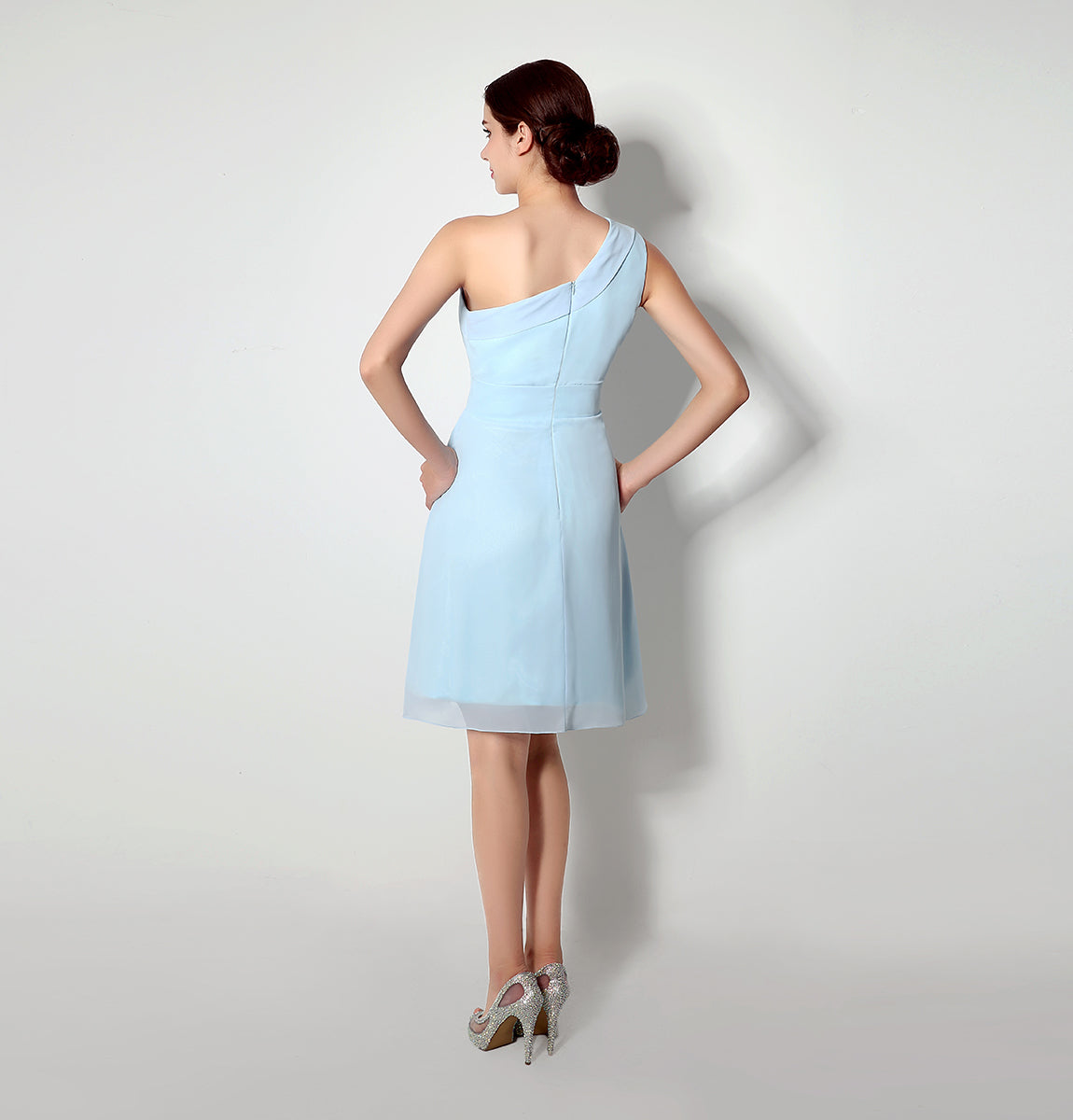 72‑Hour Dispatch Light Blue One‑Shoulder Short Chiffon Bridesmaid Dress Pleated Knee‑Length Cocktail Gown