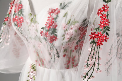 7-Day Dispatch Off-the-Shoulder Floral Embroidered White Tulle A-Line Gown Lace-up Back Formal Dress