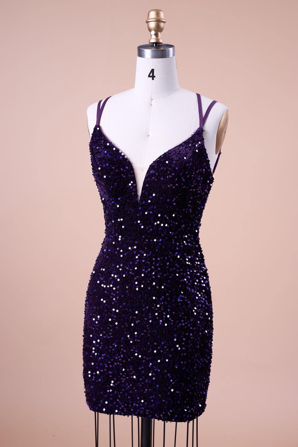 72‑Hour Dispatch Dark Purple Velvet Sequin Deep V Spaghetti Strap Short Homecoming Dress