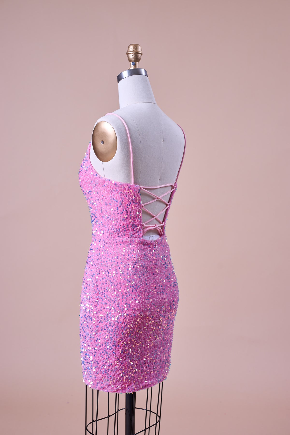 72‑Hour Dispatch Bubblegum Pink Velvet Sequin Spaghetti Strap V‑Neck Bodycon Short Homecoming Dress