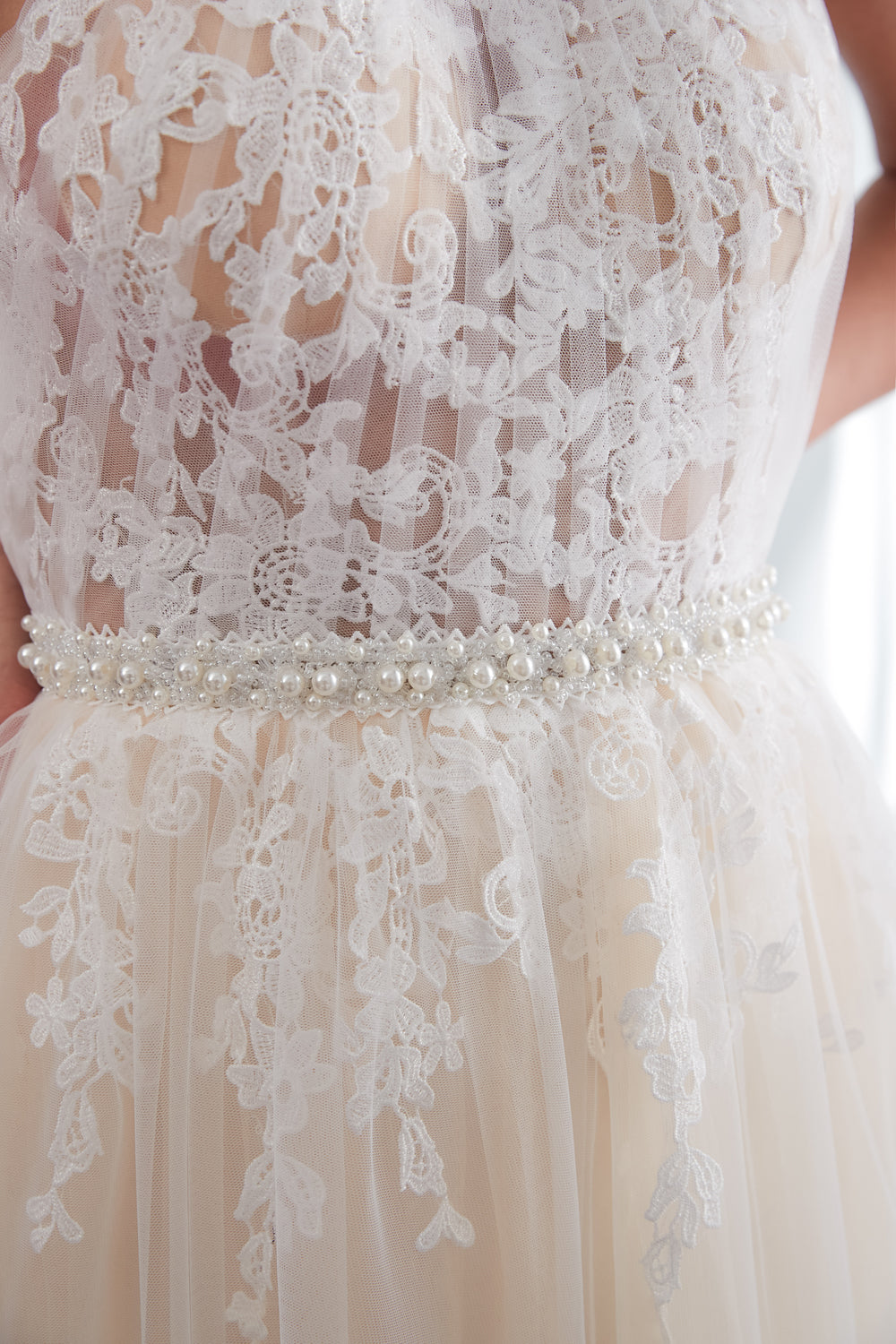 7-Day Dispatch Halter High Neck Pearl Collar Ivory Champagne Tulle A-Line Wedding Dress Illusion Lace Corset Back Bridal Gown