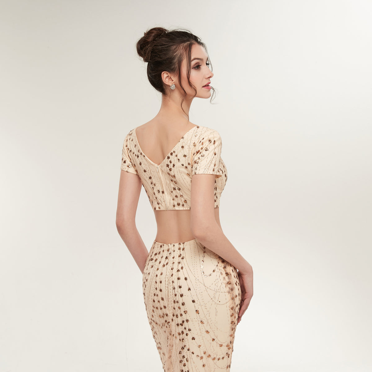 7-Day Dispatch Short Sleeve V-Neck Champagne Beaded Two-Piece Mermaid Evening Gown Cutout Waist Prom Dress