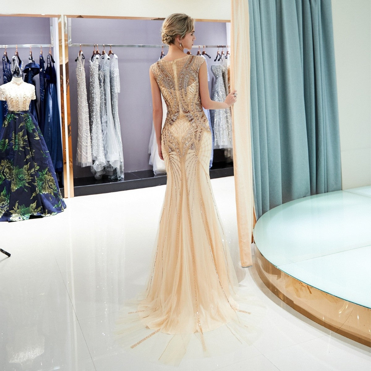 7-Day Dispatch Sleeveless Illusion Neck Champagne Gold Heavy Beaded Mermaid Gown Geometric Pattern V-Back Sheer Tulle Train Evening Dress
