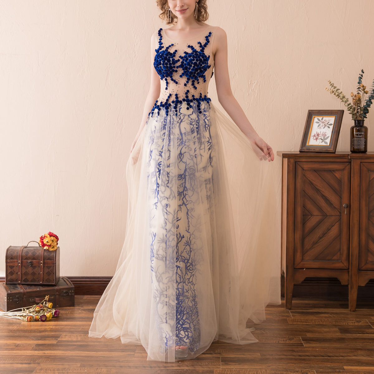 7-Day Dispatch Sleeveless Illusion Neckline Nude Tulle Blue Floral Embroidery A-Line Evening Gown Open Back Train Dress