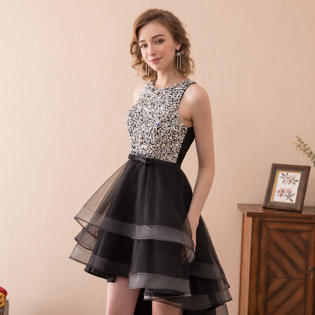 7-Day Dispatch Sleeveless Round Neck Beaded Bodice Black Tulle High-Low Dress Cutout Back Prom Gown
