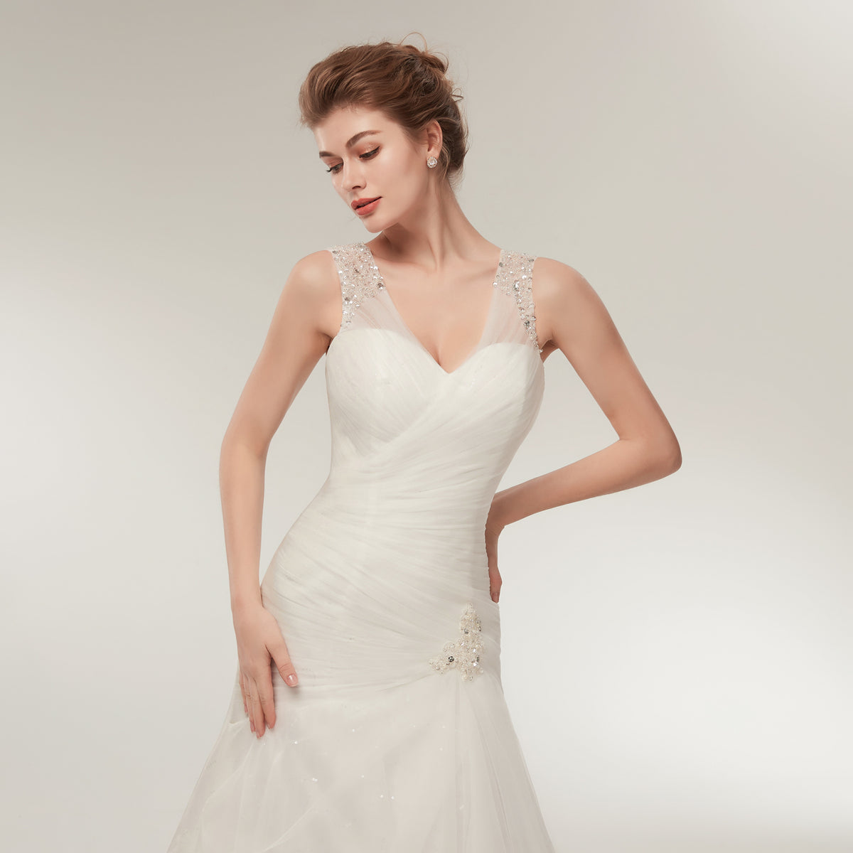 7-Day Dispatch Sleeveless V-Neck Beaded Strap White Tulle Mermaid Wedding Dress Lace-up Back Sweeping Train Bridal Gown