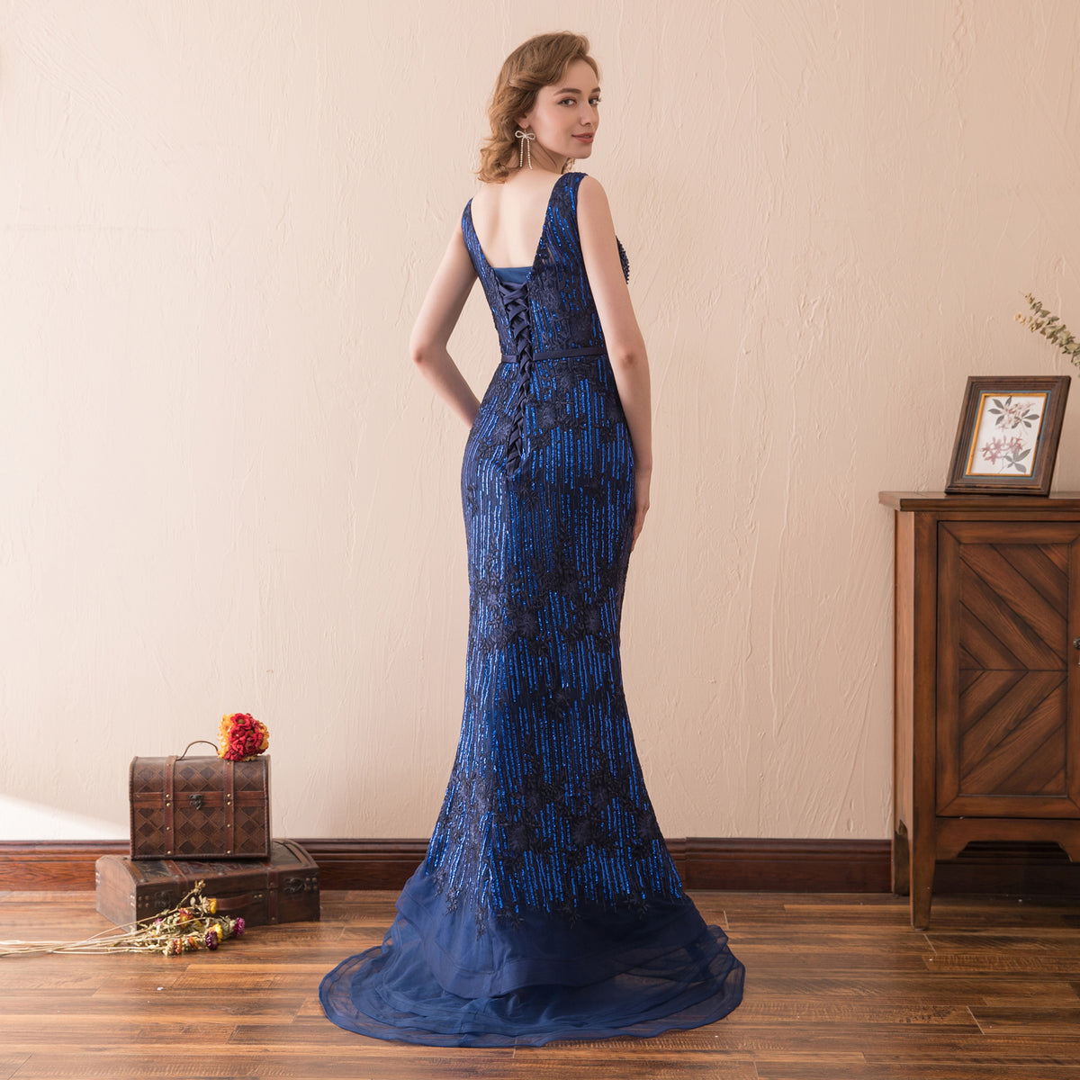 7-Day Dispatch Sleeveless V-Neck Navy Blue Beaded Lace Mermaid Evening Gown Lace-up Back Formal Dress