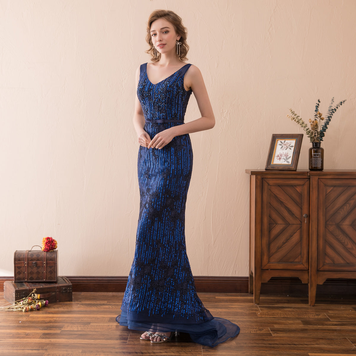 7-Day Dispatch Sleeveless V-Neck Navy Blue Beaded Lace Mermaid Evening Gown Lace-up Back Formal Dress