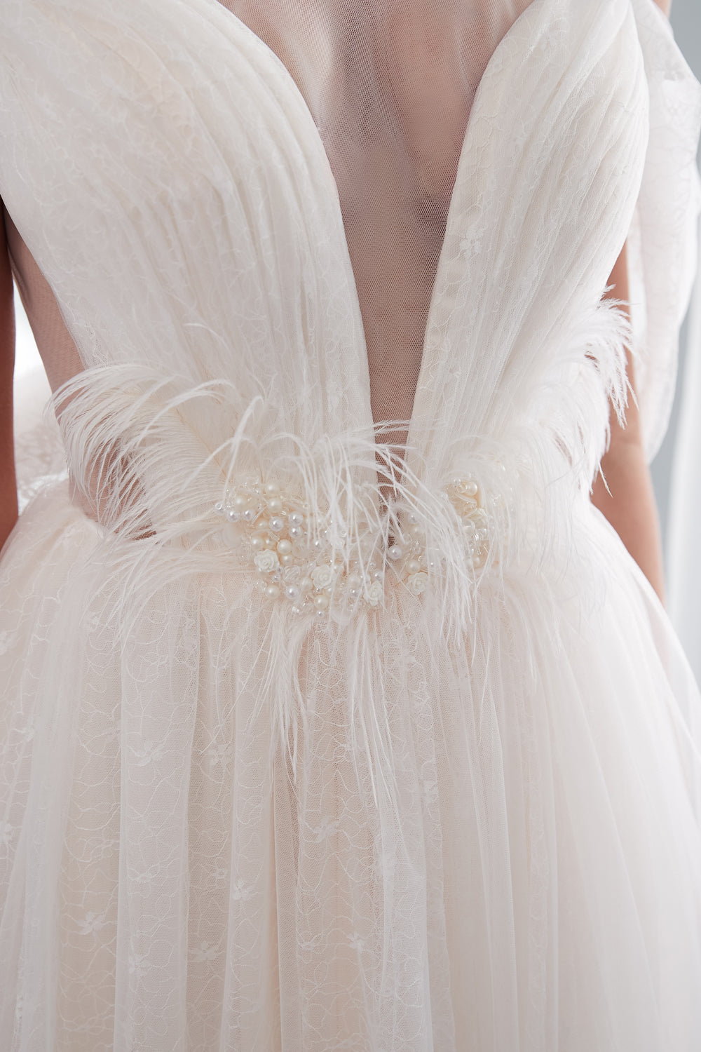 7-Day Dispatch Spaghetti Strap Illusion Deep V-Neck Ivory Sparkly Tulle A-Line Wedding Dress Draped Sleeve Lace-up Back Bridal Gown
