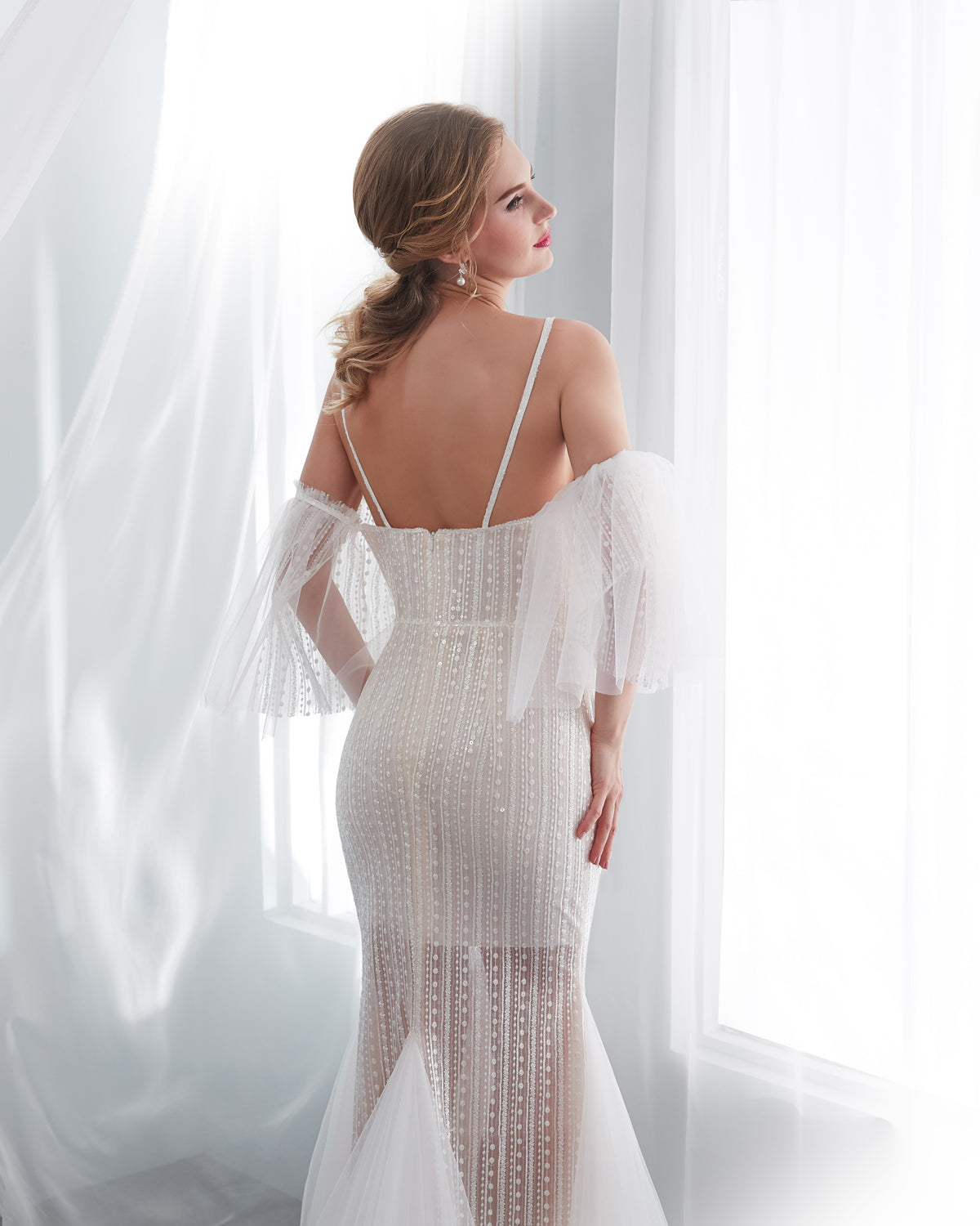 7-Day Dispatch Spaghetti Strap Sweetheart White Beaded Mermaid Wedding Dress Flutter Sleeve Illusion Skirt Bridal Gown