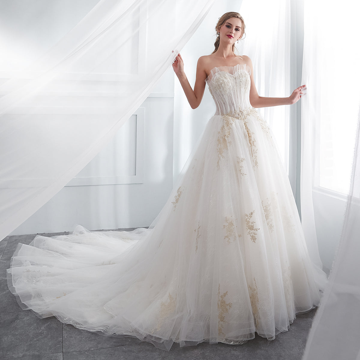 7-Day Dispatch Strapless Illusion Neckline Gold Embroidered Tulle Ball Gown Lace-up Back Sweeping Train Wedding Dress