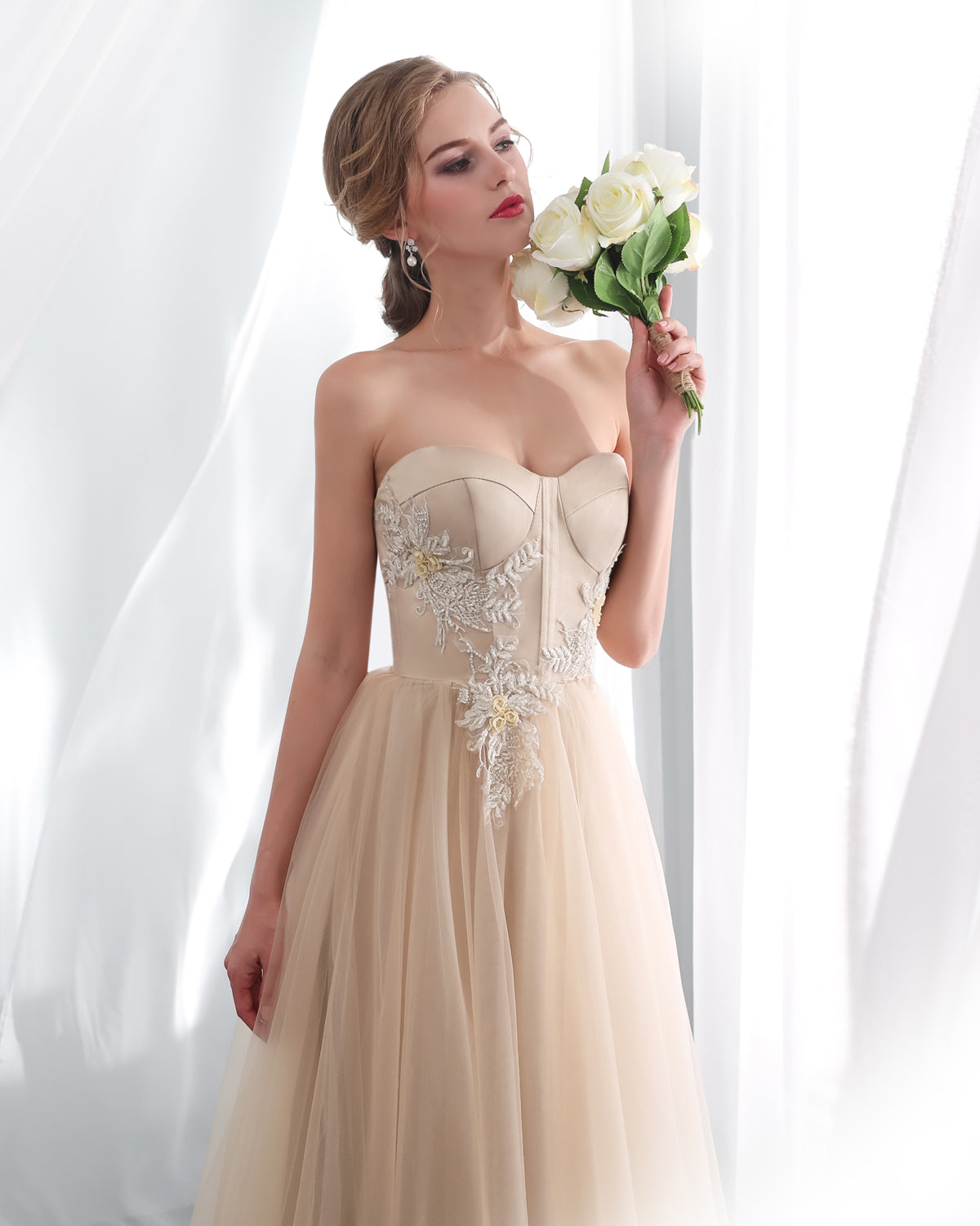 7-Day Dispatch Strapless Sweetheart Champagne Tulle A-Line Gown Floral Beaded Applique Lace-up Back Prom Dress
