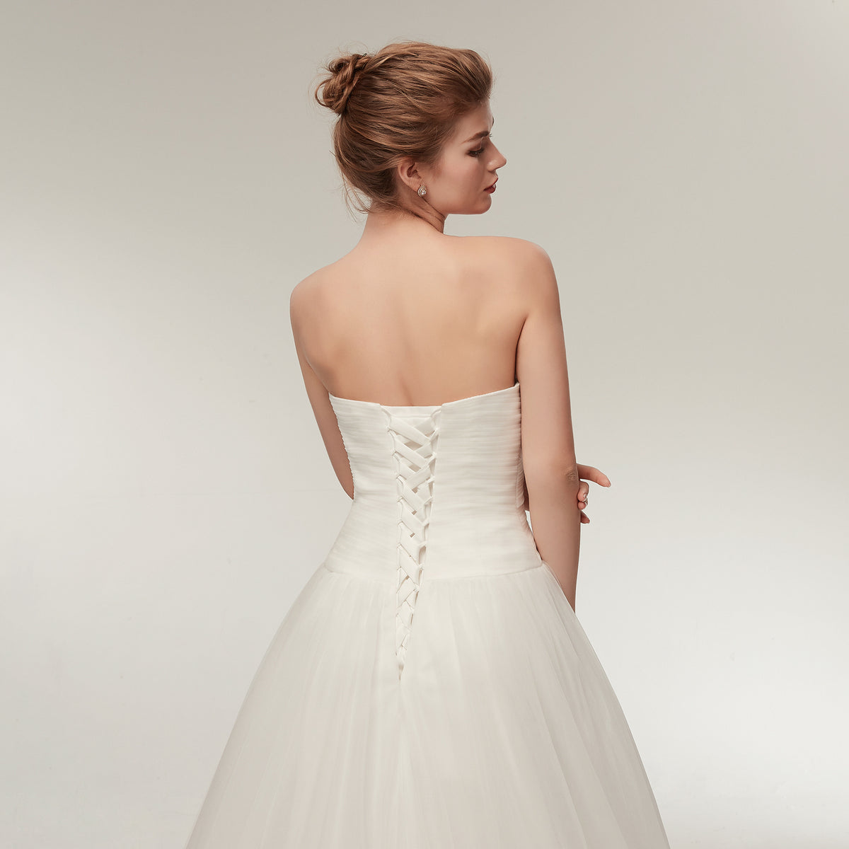 7-Day Dispatch Strapless Sweetheart White Tulle A-Line Wedding Dress Lace-up Back Sweeping Train Bridal Gown