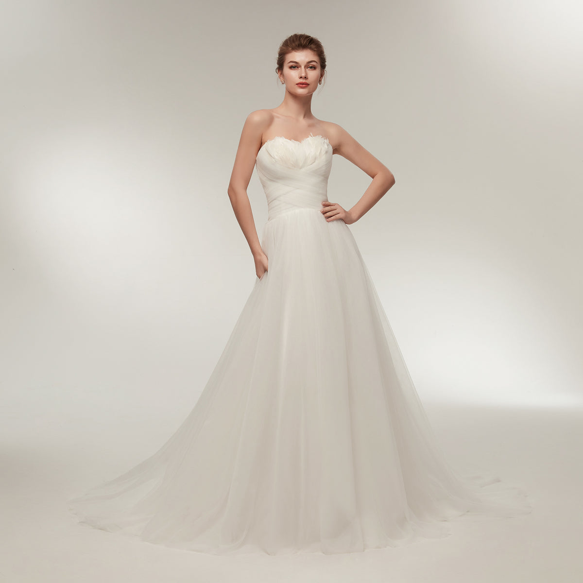 7-Day Dispatch Strapless Sweetheart White Tulle A-Line Wedding Dress Lace-up Back Sweeping Train Bridal Gown
