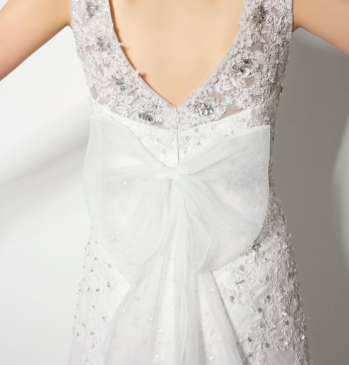 7‑Day Dispatch Sleeveless Illusion Neck Lace Mermaid Wedding Dress Low V‑Back with Oversized Bow Bridal Gown