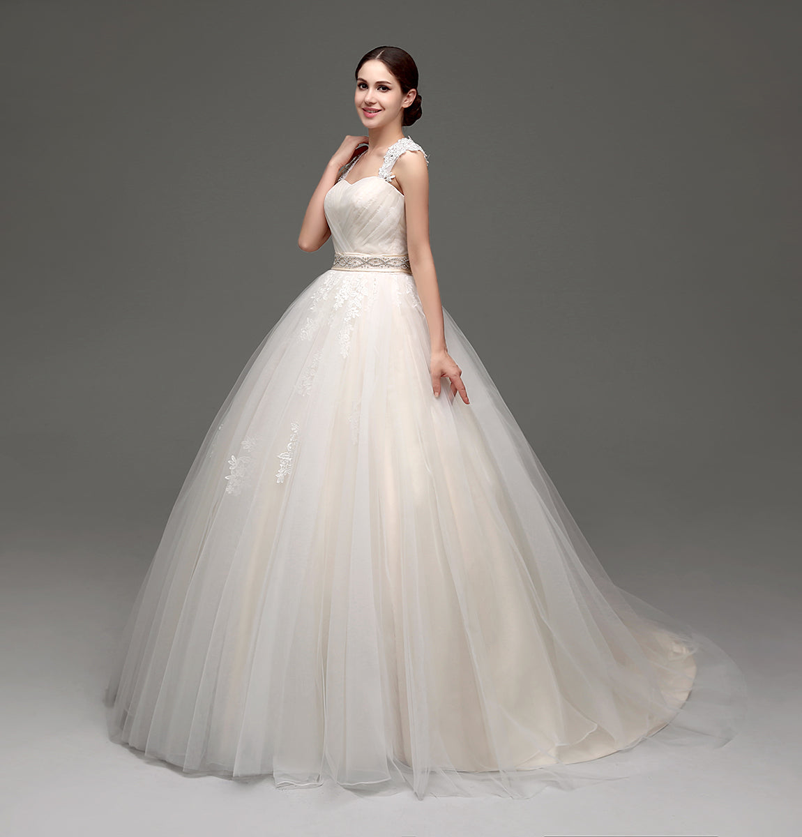 7‑Day Dispatch Sweetheart Lace Strap Ball Gown Wedding Dress Cutout Back Corset with Bow Chapel Train Bridal Gown Product Description